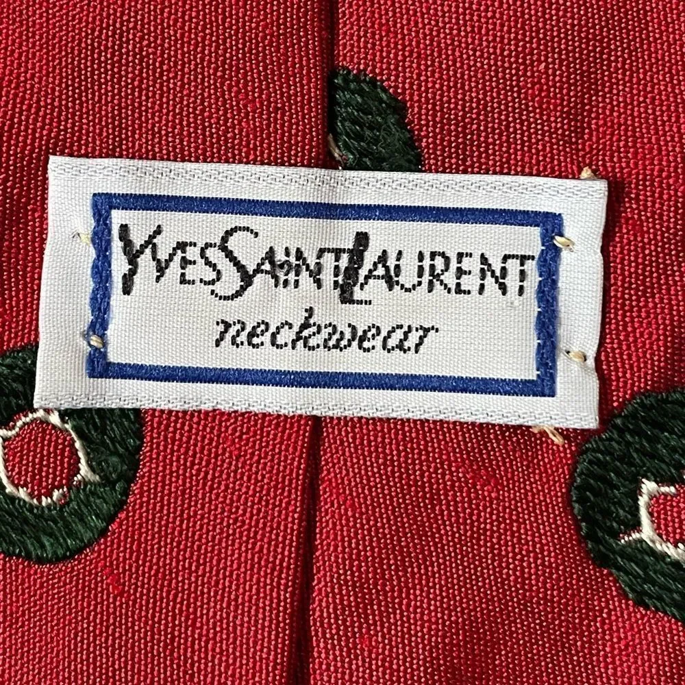 Yves Saint Laurent Vintage 100% Silk Red Christmas Tie w/Green Wreath Designs